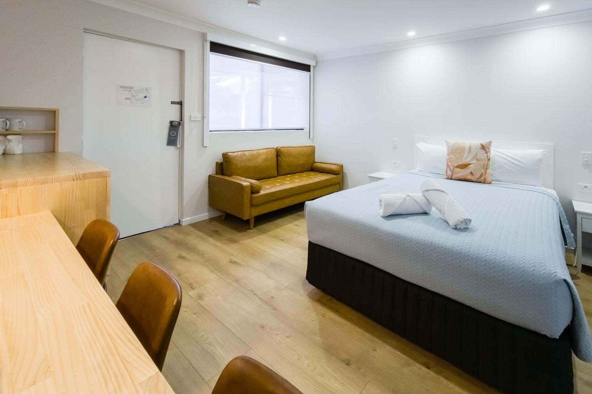 Roydons Motor Inn Tamworth Room photo